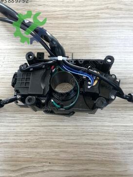 Toyota Corolla Sinyal Kolu 83410-1A660 çıkma parça
