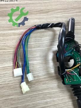 Suzuki Swift Sinyal Kolu 37400-60B62 çıkma parça