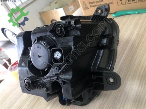Hyundai Tucson Sağ Ön Far 92102-N7100 çıkma parça