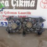 2004 Renault Megane Sağ Ön Far Çıkma Parça Van