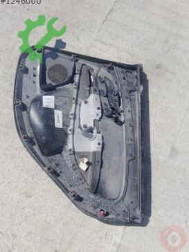 Fiat Linea Kapı Döşemesi çıkma parça