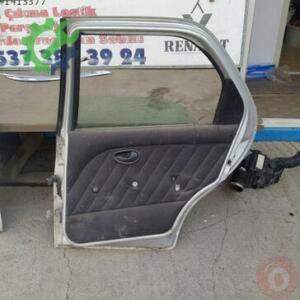 Fiat Albea Fiat Siena 2010 sag arka kapı dolu