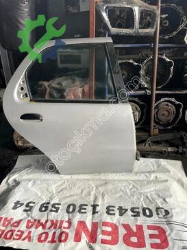 Fiat Albea Sağ Arka Kapı çıkma parça