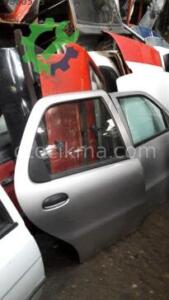 Fiat albea sağ arka  kapi orjinal