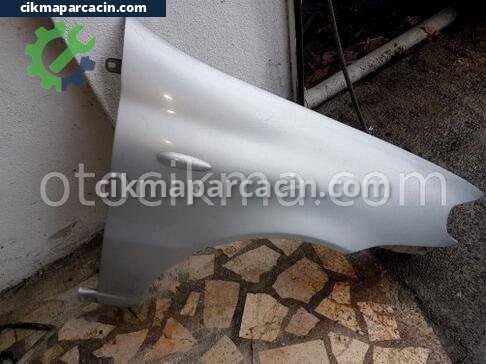 Fiat Albea Sağ Ön Çamurluk çıkma parça