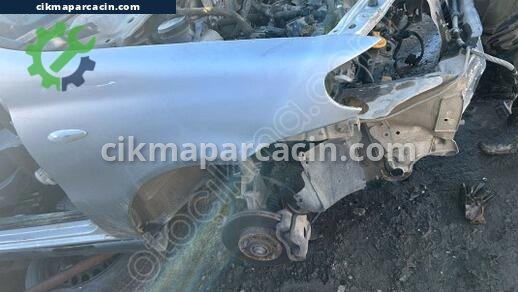 Fiat Albea Sağ Ön Çamurluk çıkma parça