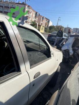 Fiat Albea Sağ Ön Kapı çıkma parça