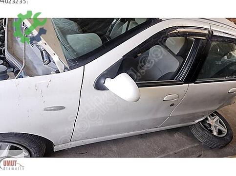 Fiat Albea Sol Ön Kapı çıkma parça