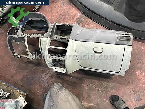 Fiat Albea Torpido çıkma parça