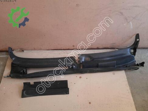 Fiat Bravo Ön Cam Izgarası çıkma parça