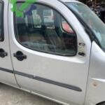Fiat Doblo 2 orta sağ ön kapı