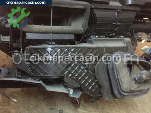 Fiat Doblo Kalorifer Kutusu çıkma parça