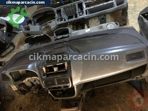 Fiat Doblo Teyp Çerçevesi çıkma parça