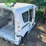 Fiat Doblo 2025 Sağ Arka Çamurluk Çıkma