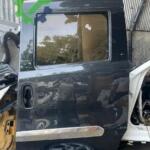 Fiat Doblo 4 sol sürgülü kapı