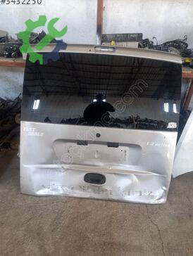 Fiat Doblo Bagaj Kapağı çıkma parça