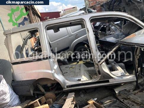 Fiat Doblo Arka Tampon Demiri çıkma parça
