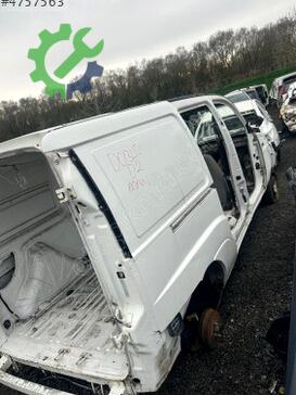 Fiat Doblo Sağ Arka Çamurluk çıkma parça