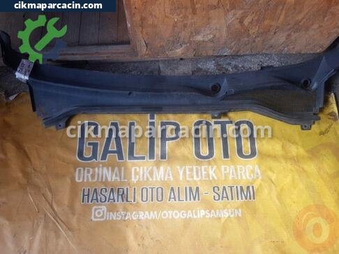 Fiat Doblo Ön Cam Izgarası çıkma parça