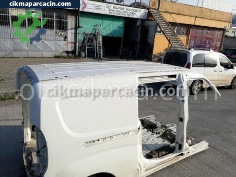 Fiat Doblo Sağ Arka Çamurluk çıkma parça