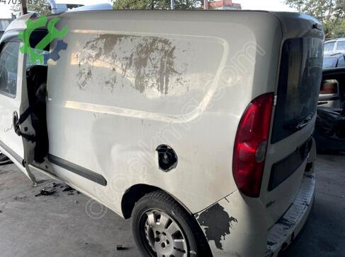 Fiat Doblo Sol Arka Çamurluk çıkma parça