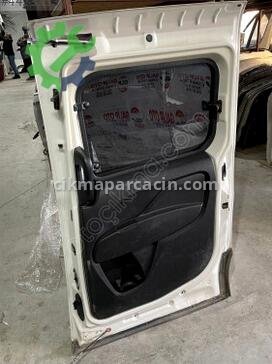 Fiat Doblo Sağ Arka Kapı çıkma parça