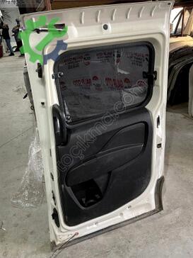 Fiat Doblo Sağ Arka Kapı çıkma parça