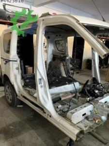 FİAT DOBLO D4 SAĞ MARŞPİYEL KESME ORJİNAL ÇIKMA