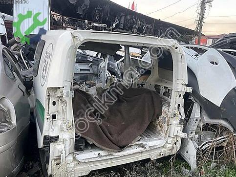 Fiat Doblo Sağ Ön Çamurluk çıkma parça