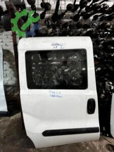 Fiat Doblo Sağ Sürgülü Kapı Çıkma
