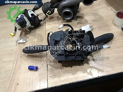 Fiat Doblo Sinyal Kolu çıkma parça