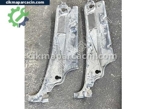 Fiat Doblo Ön Cam Izgarası çıkma parça