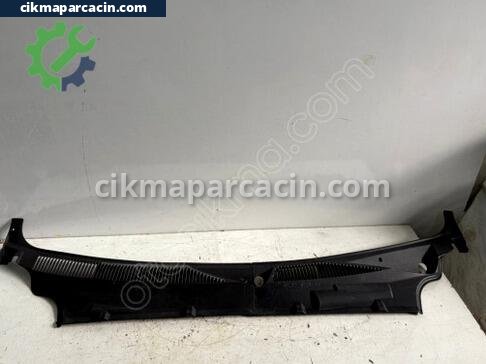 Fiat Doblo Ön Cam Izgarası çıkma parça