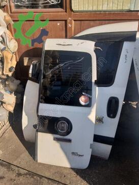 Fiat Doblo Bagaj çıkma parça