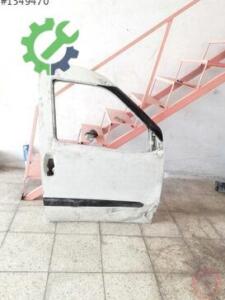 Fiat doblo sağ ön kapı çıkma orjinal