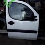 Fiat doblo  sağ ön kapi
