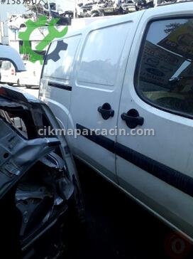 Fiat Doblo Sağ Ön Kapı çıkma parça