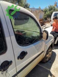 FIAT Doblo sağ ön kapi