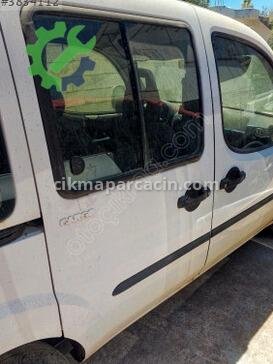 Fiat Doblo Sağ Ön Kapı çıkma parça