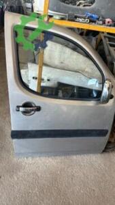 Fiat Doblo Çıkma Sağ Ön Kapı