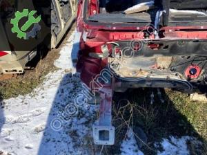 Fiat Doblo Sağ ön Podye – Sağ ön Çeyrek Hatasız Çıkma