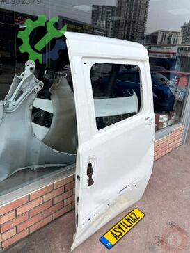 Fiat Doblo Sol Arka Kapı çıkma parça