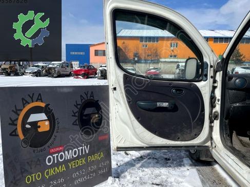 Fiat Doblo Sol Ön Kapı çıkma parça