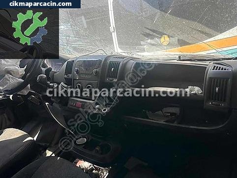 Fiat Ducato Göğüslük çıkma parça