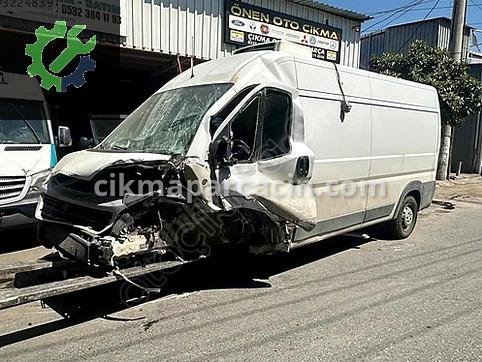 Fiat Ducato Göğüslük çıkma parça