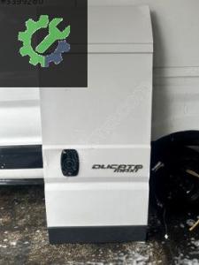 Fiat ducato sağ arka bagaj kapağı hatasız
