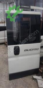 Fiat Ducato Sağ Arka Kapı Çıkma