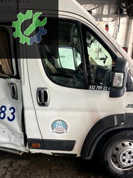 Fiat Ducato Sağ Ön Kapı çıkma parça