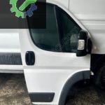 Fiat ducato sağ ön kapı hatasız sökme