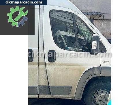 Fiat Ducato Sağ Ön Kapı çıkma parça